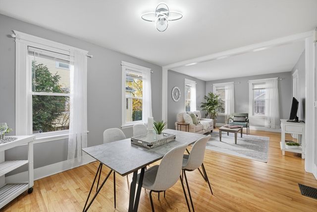 134 Whitmarsh Ave, Worcester, MA 01606