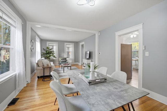 134 Whitmarsh Ave, Worcester, MA 01606