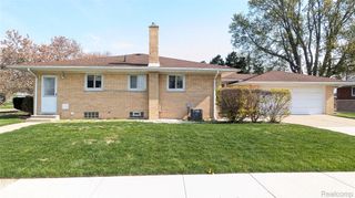 21562 Winshall Court, St. Clair Shores, MI 48081