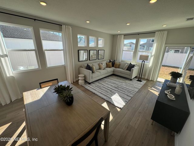 14463 MACADAMIA Lane, Jacksonville, FL 32218