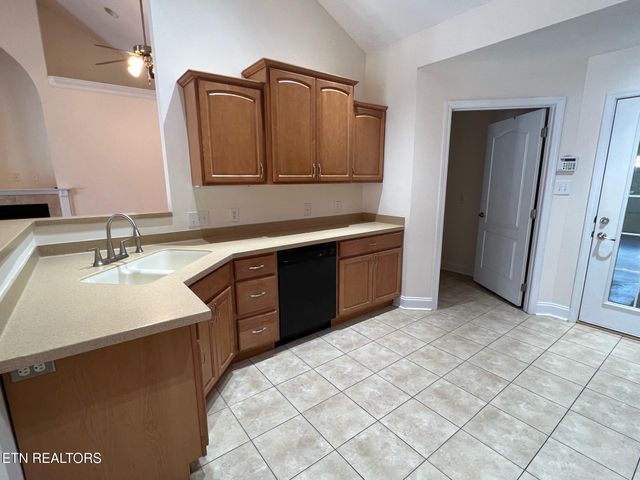 812 Fountain View Way, Seymour, TN 37865