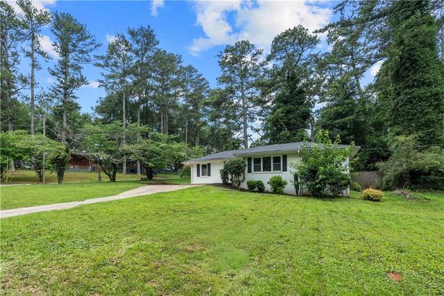 2155 Mark Trail, Decatur, GA 30032