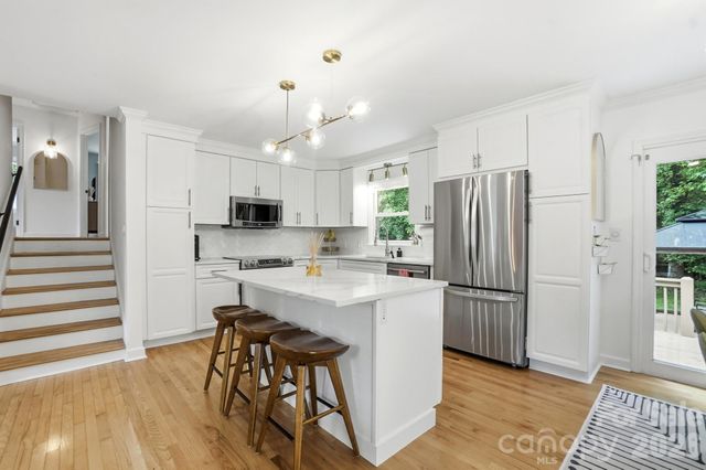 824 Riverwood Road, Charlotte, NC 28270