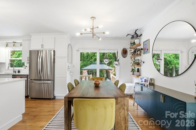 824 Riverwood Road, Charlotte, NC 28270