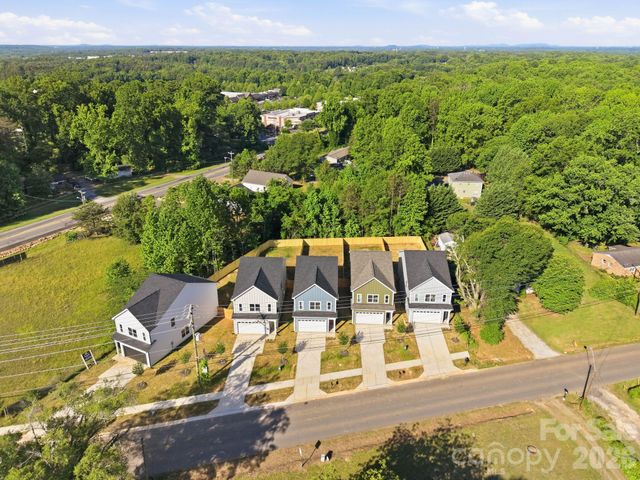 2928 Mulberry Church Road, Charlotte, NC 28208