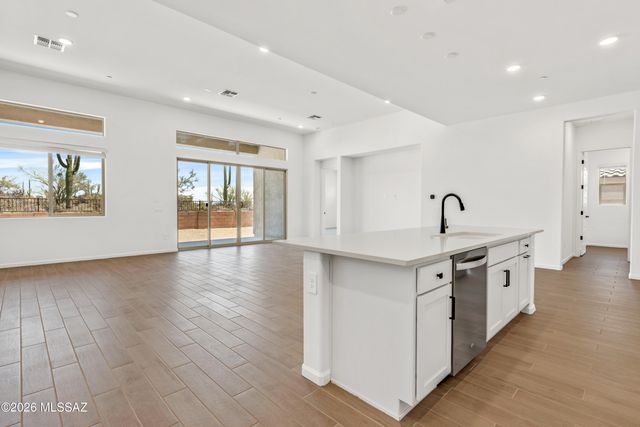 14780 N Chicalote Drive, Marana, AZ 85658
