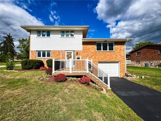 204 Anderson, North Huntingdon, PA 15642