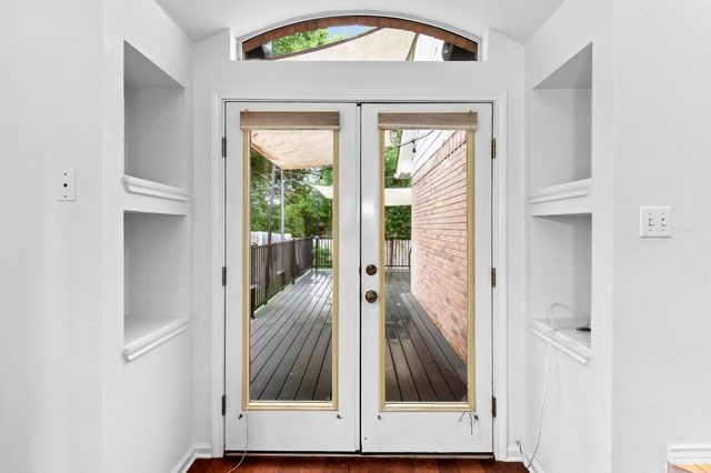 13121 Armaga Springs RD, Austin, TX 78727