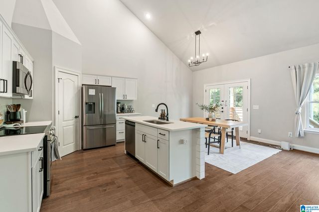 3692 VANDERBILT WAY, Fultondale, AL 35068