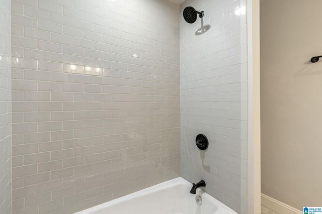 3692 VANDERBILT WAY, Fultondale, AL 35068