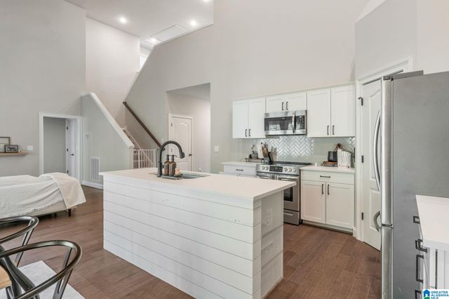 3692 VANDERBILT WAY, Fultondale, AL 35068