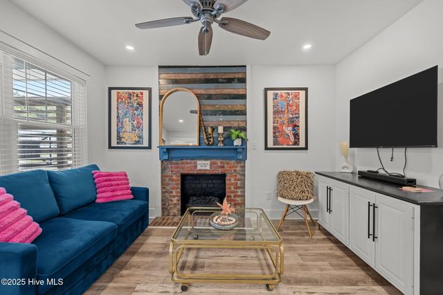 1001 N 7th Street, Wilmington, NC 28401