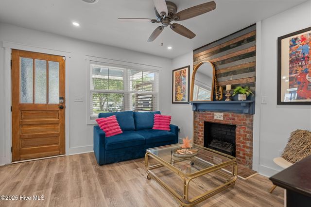 1001 N 7th Street, Wilmington, NC 28401