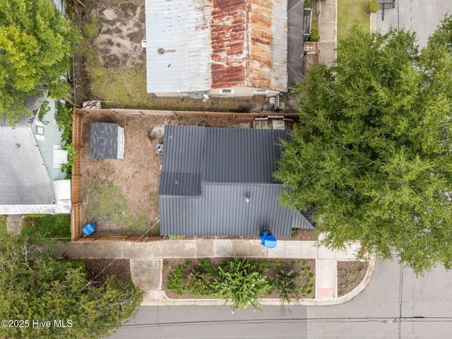 1001 N 7th Street, Wilmington, NC 28401