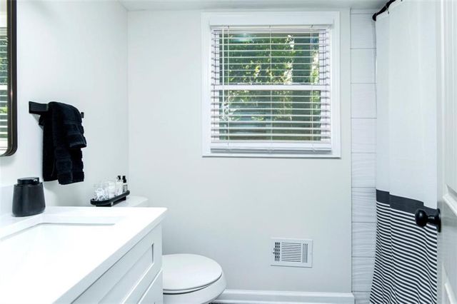 1953 Copperfield Circle, Decatur, GA 30035