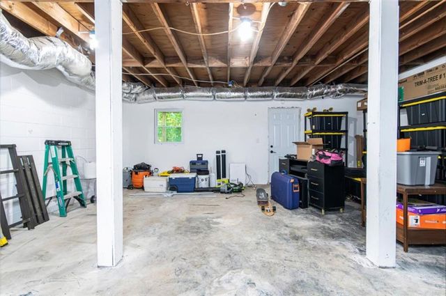 1953 Copperfield Circle, Decatur, GA 30035