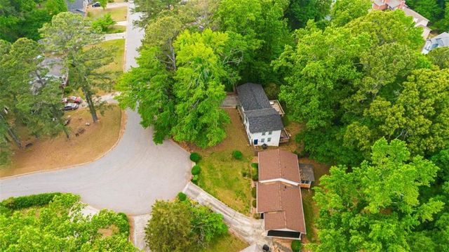 1953 Copperfield Circle, Decatur, GA 30035