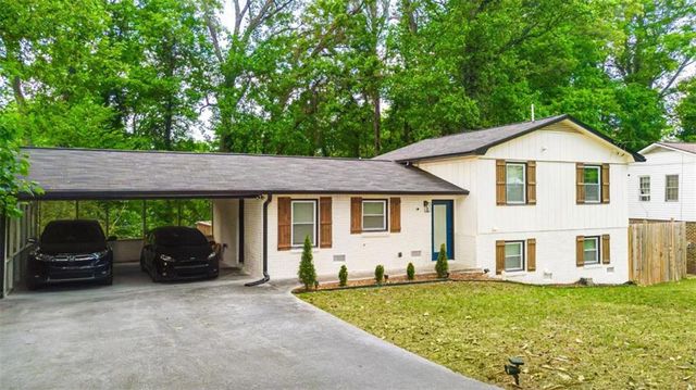 1953 Copperfield Circle, Decatur, GA 30035