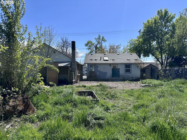 4641 ROYAL Ave, Eugene, OR 97402