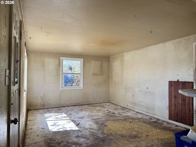 4641 ROYAL Ave, Eugene, OR 97402