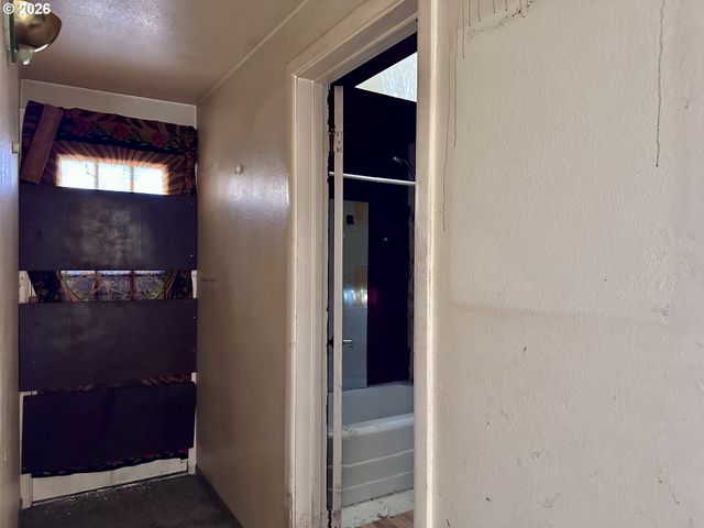 4641 ROYAL Ave, Eugene, OR 97402