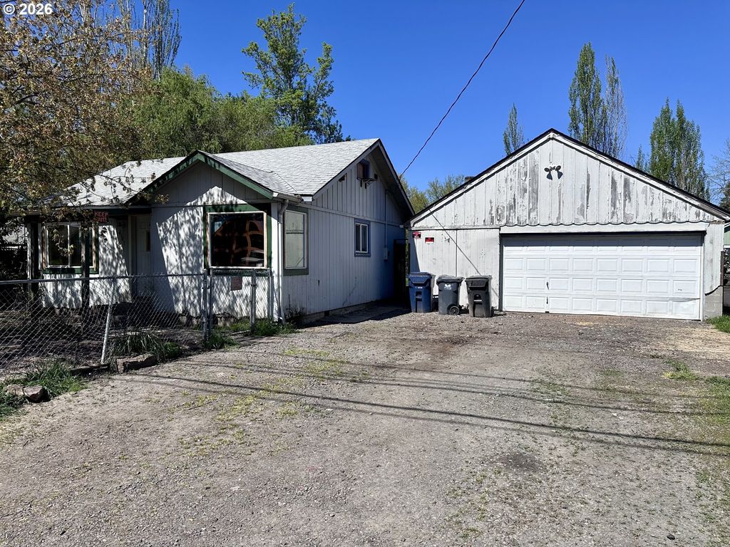 4641 ROYAL Ave, Eugene, OR 97402