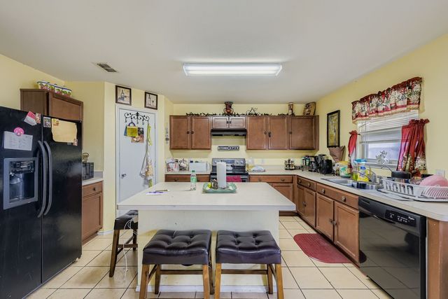 2228 Sims Drive, Fort Worth, TX 76119