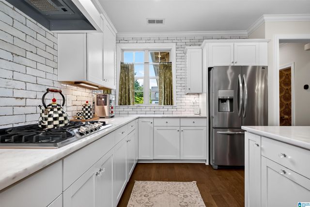 875 VESTLAKE RIDGE DRIVE, Vestavia Hills, AL 35242