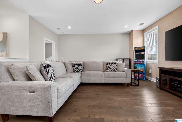 875 VESTLAKE RIDGE DRIVE, Vestavia Hills, AL 35242