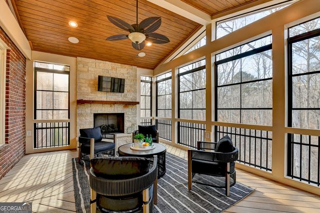 420 Lafayette Close, Roswell, GA 30075