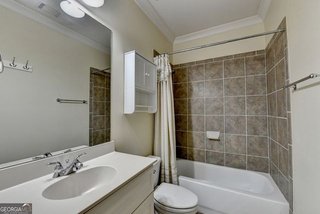 420 Lafayette Close, Roswell, GA 30075