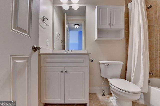 420 Lafayette Close, Roswell, GA 30075