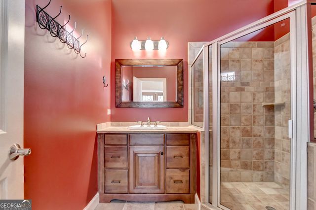 420 Lafayette Close, Roswell, GA 30075