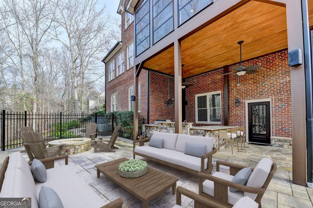 420 Lafayette Close, Roswell, GA 30075