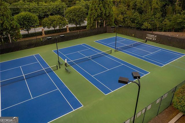 420 Lafayette Close, Roswell, GA 30075