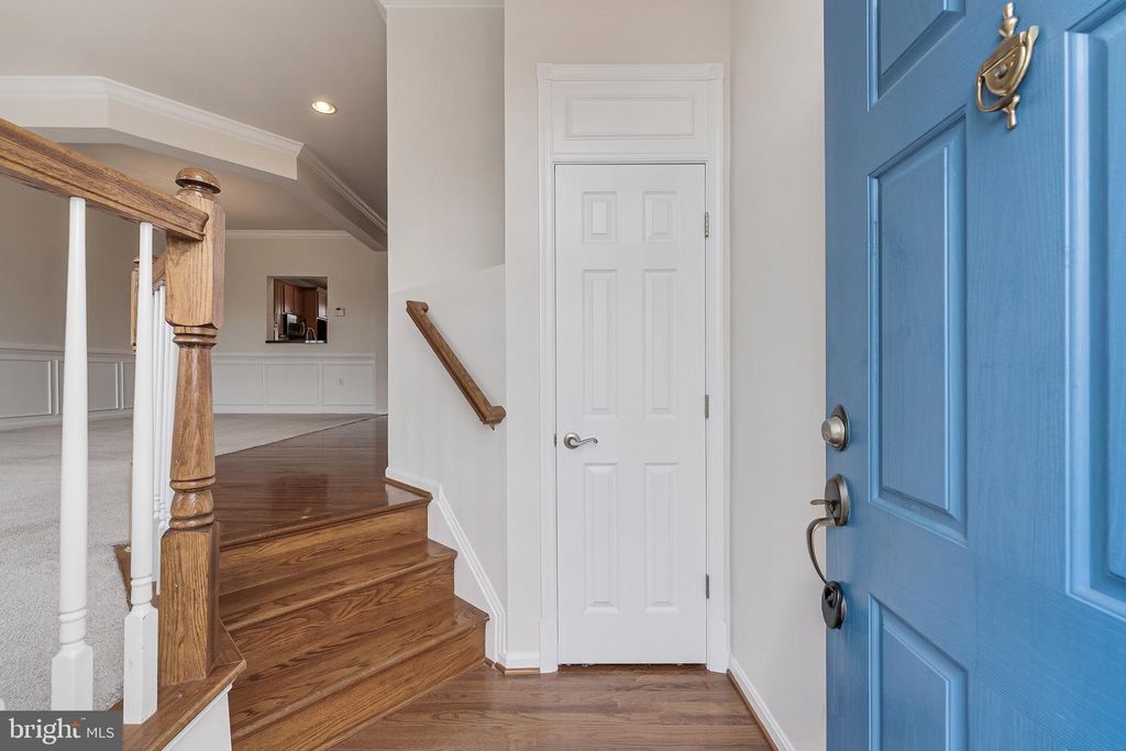 16329 FLOTSAM LN, Woodbridge, VA 22191