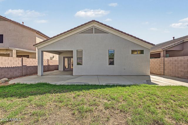 9042 W BLUEFIELD Avenue, Peoria, AZ 85382