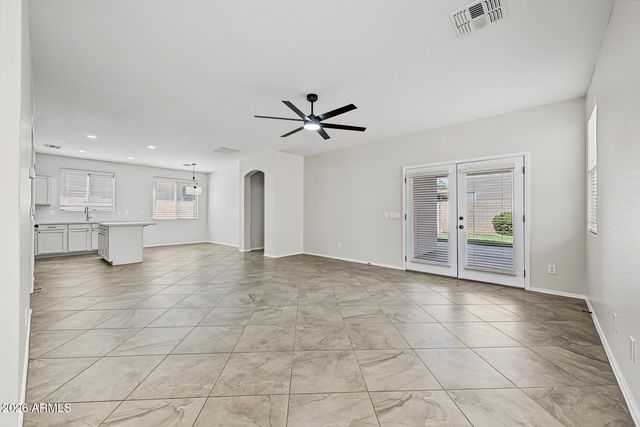 9042 W BLUEFIELD Avenue, Peoria, AZ 85382