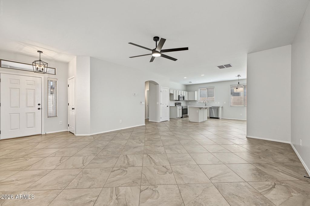 9042 W BLUEFIELD Avenue, Peoria, AZ 85382 — photo 3