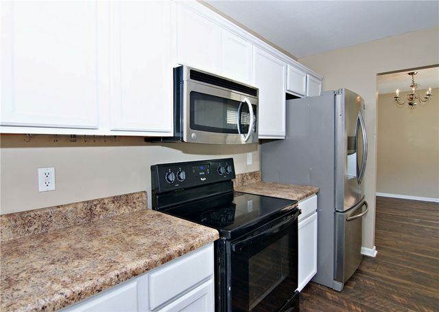 305 N Chestnut Street, Seneca, SC 29678