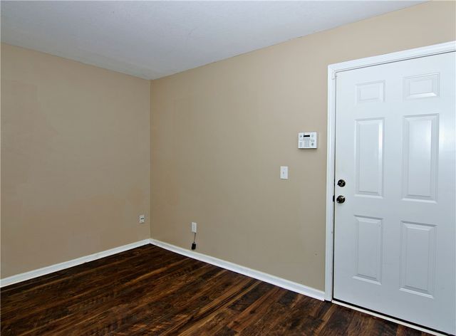 305 N Chestnut Street, Seneca, SC 29678