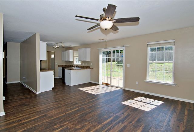305 N Chestnut Street, Seneca, SC 29678