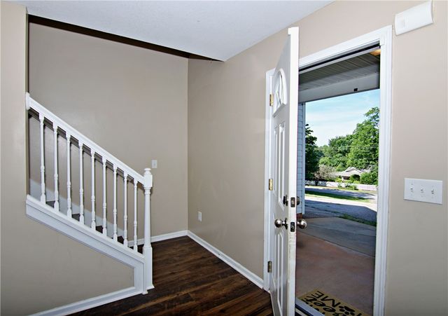 305 N Chestnut Street, Seneca, SC 29678