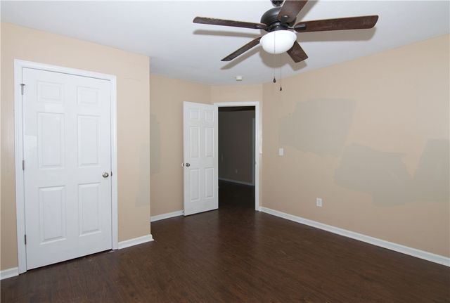 305 N Chestnut Street, Seneca, SC 29678