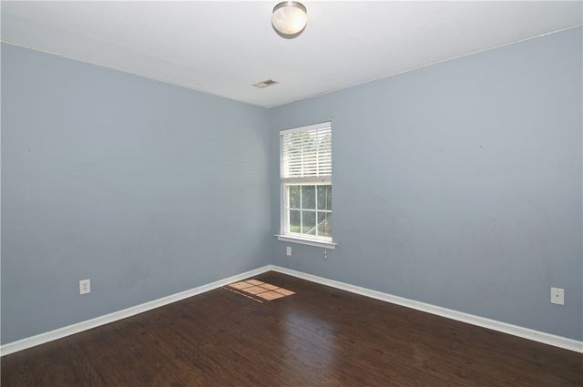 305 N Chestnut Street, Seneca, SC 29678