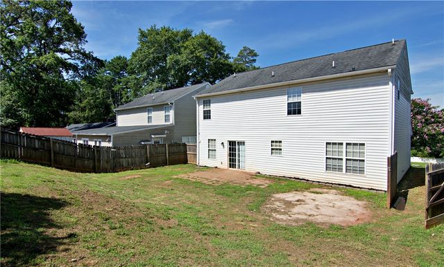 305 N Chestnut Street, Seneca, SC 29678