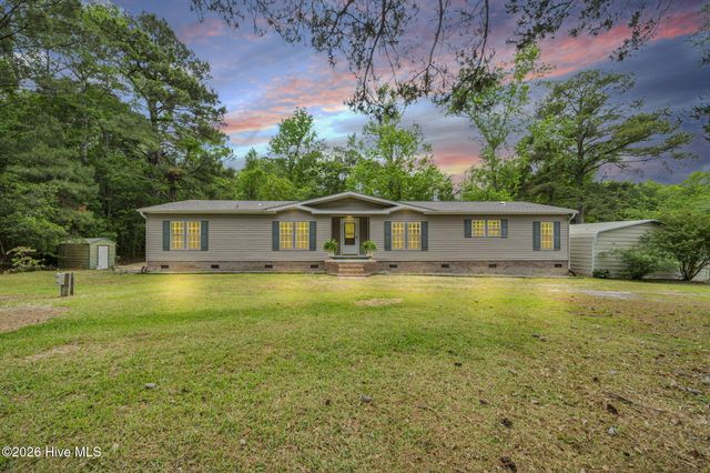552 Colonial Landing Road SE, Bolivia, NC 28422