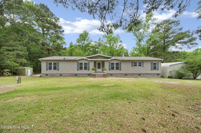 552 Colonial Landing Road SE, Bolivia, NC 28422