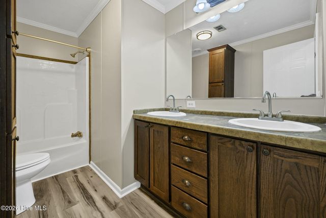 552 Colonial Landing Road SE, Bolivia, NC 28422