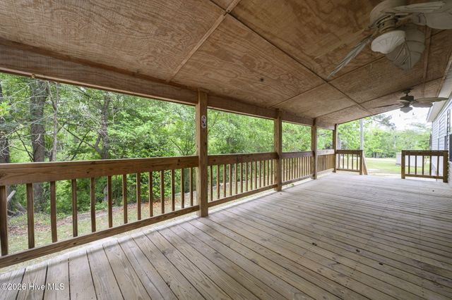 552 Colonial Landing Road SE, Bolivia, NC 28422